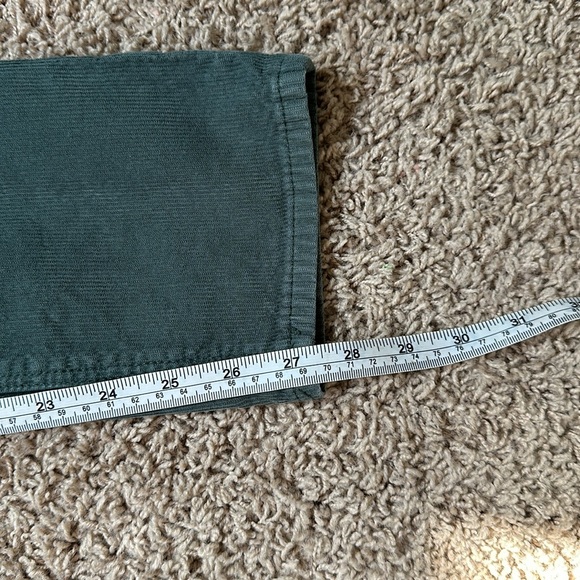 American Eagle Corduroy Mom Jeans Green - Picture 9 of 11